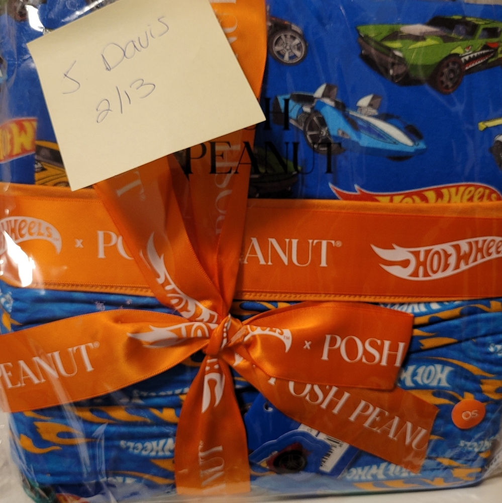 Posh Peanut and Hot Wheels Logo Grand Luxe Patoo